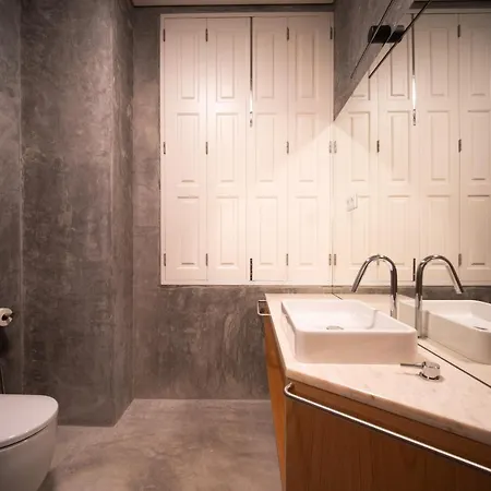 Joivy Elegant Apt Near Beach & City Centre *