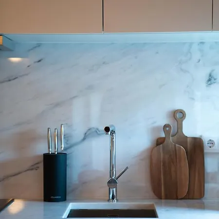 Joivy Elegant Apt Near Beach & City Centre Apartment *
