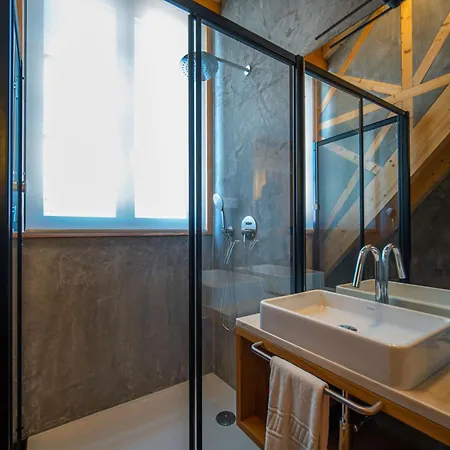Apartment Joivy Elegant Apt Near Beach & City Centre Porto